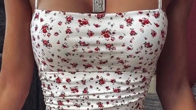 Bu elbise güzel mi? Tatilde giymelik yani sevgiliniz giyse sorun yapar mısınız?