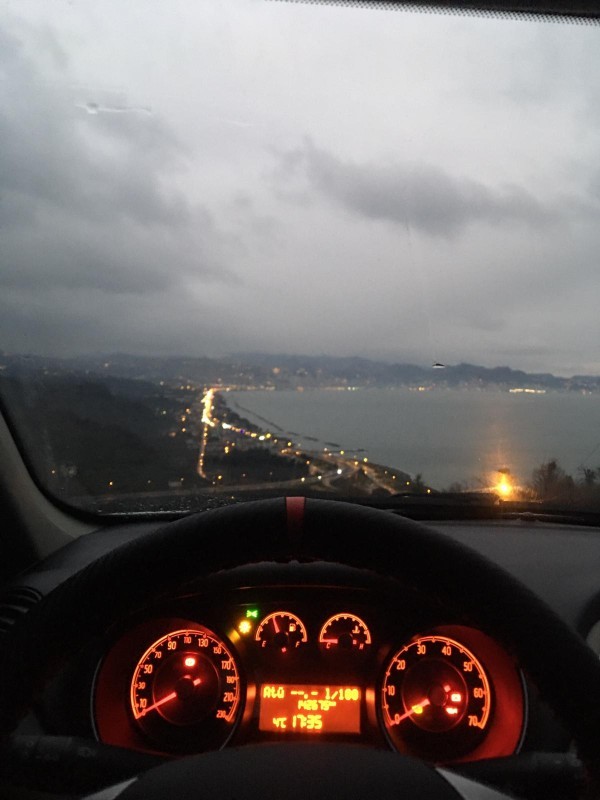 Şu an burada olsaydınız teypte son ses hangi şarkı çalardı?