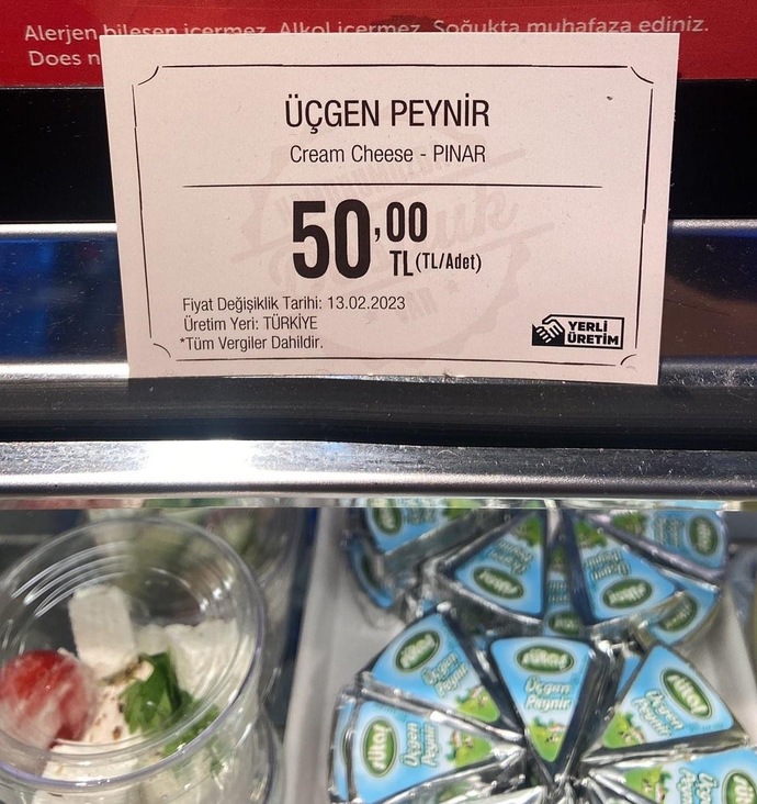 Günaydın, 50 liraya üçgen peynir yer misiniz 💰 💰 ?