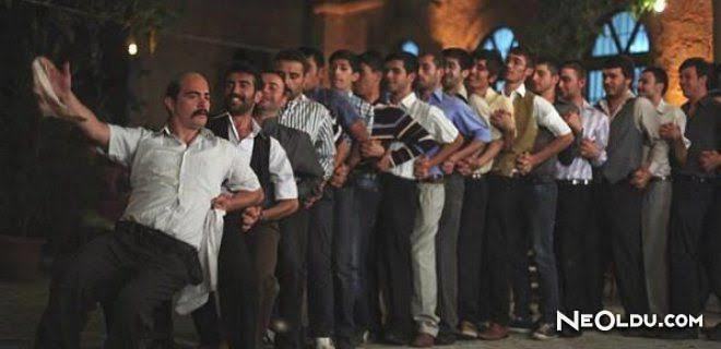 Hiç yolda birileriyle tanıştınız mı. ?