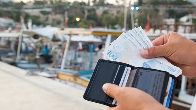 Bayram tatili yapmamana sebep olarak paran mı yoksa vaktin mi yok?