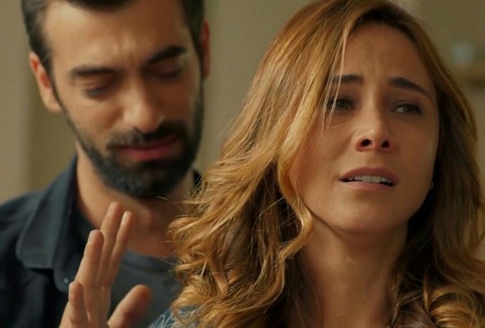 Ne onunla ne de onsuz yapamadığın biri var mı?