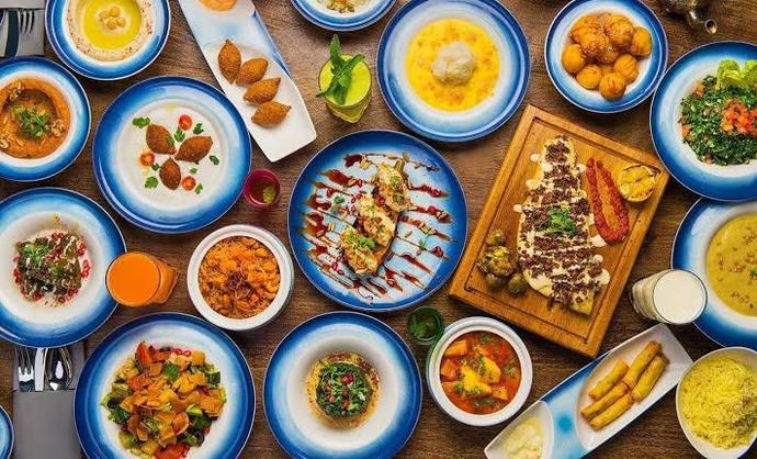 Sahurda yemek mi kahvaltılık mı tercih edersiniz?