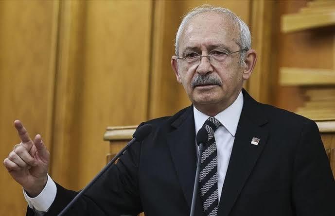 Kilicdarogluna gercekten icten gelen samimi duygularla severek mi oy vereceksiniz? Yoksa Erdogan gitsin yeterli diyerek mi?