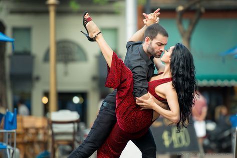 Sevgilin karşı cinsten özel dans eğitimi alabilir mi?