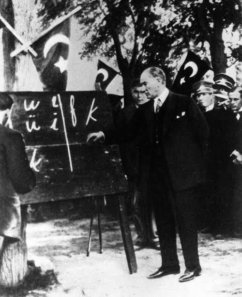 Latin alfabesine geçişi doğru buluyor musunuz?
