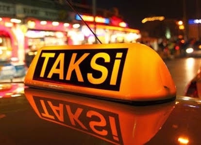 Varlıklı insanların araba almayıp taksi kullanmasıyla ilgili ne düşünüyorsunuz?