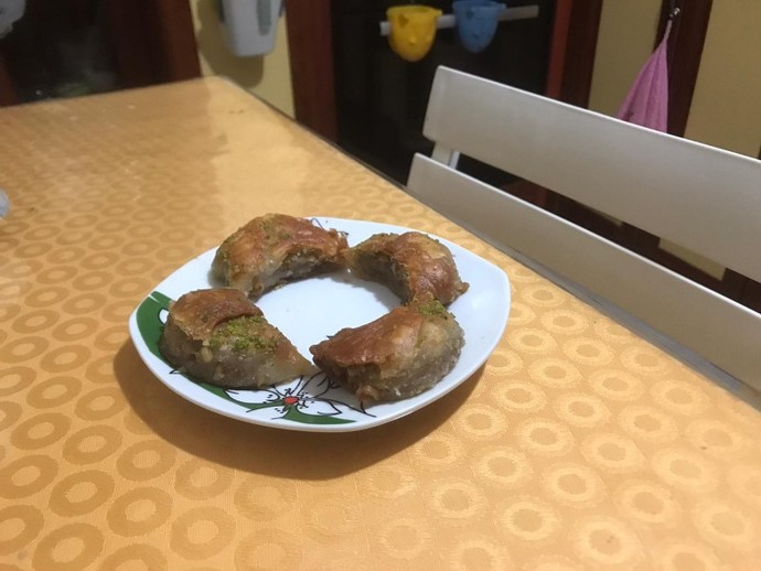 Nişanlımla ay baklavası kapışması yaptık, sizce hangisi daha başarılı?