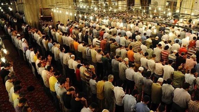 Teravih namazına gidiyor musunuz?