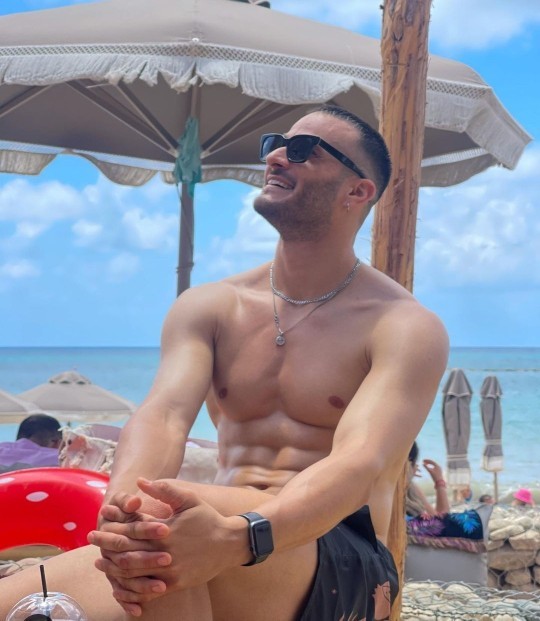 Sevgilin ile spor salonuna birlikte gitmek ister misin?