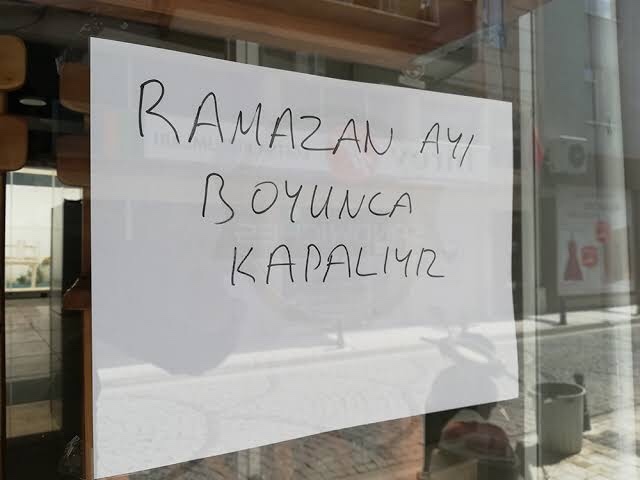 Sitede sahura kadar konuştuğunuz birileri var mı, varsa etiketler misiniz?