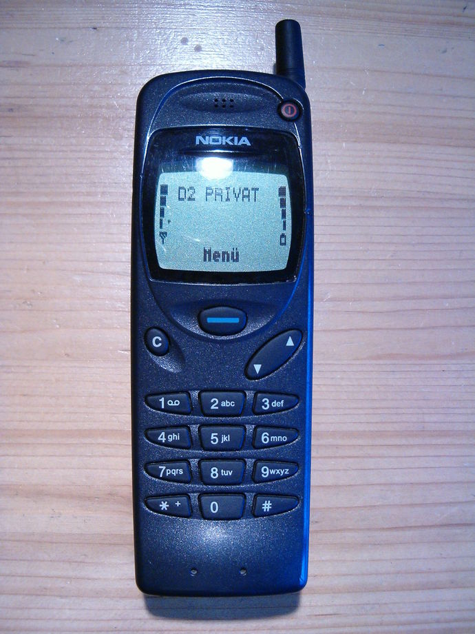 İlk telefonunuzun modeli neydi?