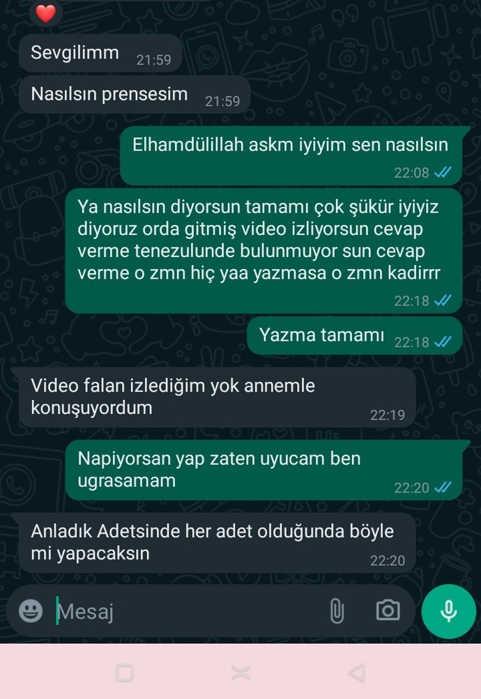 Sevgilimle konuşurken whatsapta mesajımı görmesine rağmen Instagram da reels izliyo cevap vermiyor?
