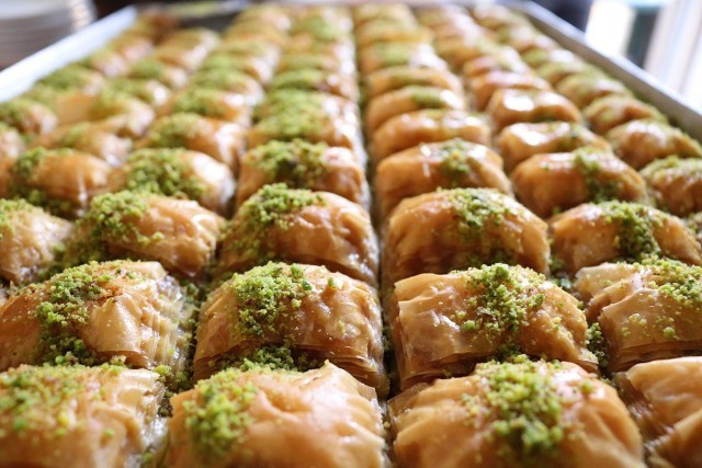 Cevizli VS. Fıstıklı Baklava! Senin favorin hangisi daima?