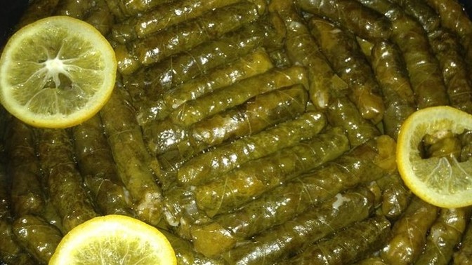 Yaprak sarma ana yemek midir yoksa ara sıcak mıdır?