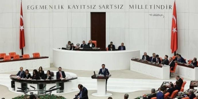 Oyunuzu kime vereceksiniz?