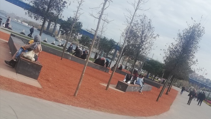 Bu güzel havada kiminle gezmek istersiniz?