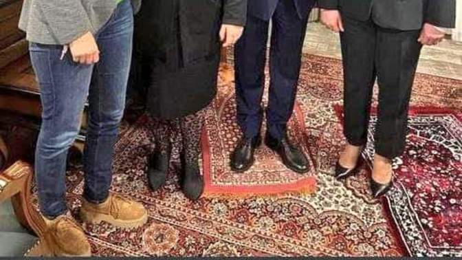 Oyunuzu kimden yana kullanmayı düşünüyorsunuz?