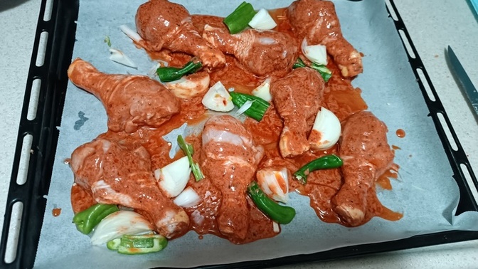 Soslu tavuk yaptım, nasıl görünüyor jsjsj?