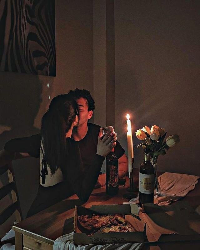 Romantik bir akşam yemeğinde şarap olmak zorunda mı?
