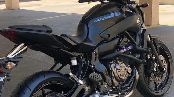 Yamaha R25 mi yoksa MT07 mi?