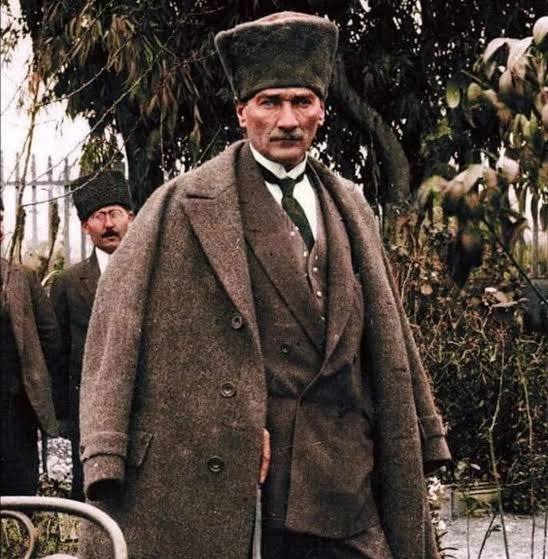 Ne mutlu Türküm diyene! sözü hakkında ne düşünüyorsunuz?