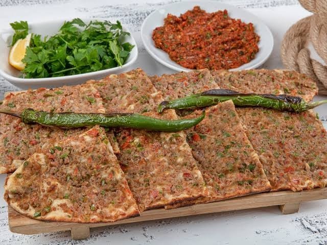 Yöresel pide çeşitleri arasında favoriniz hangisi?