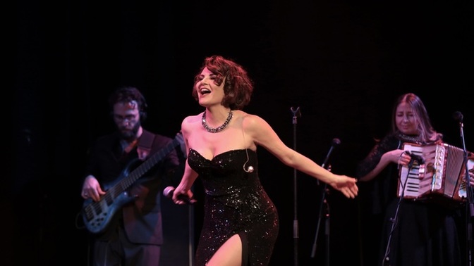 Yazın vazgeçilmezi Harbiye Açıkhava konserleri 12 Nisan'da başlıyor! Kimin konserine gitmeyi düşünüyorsunuz?