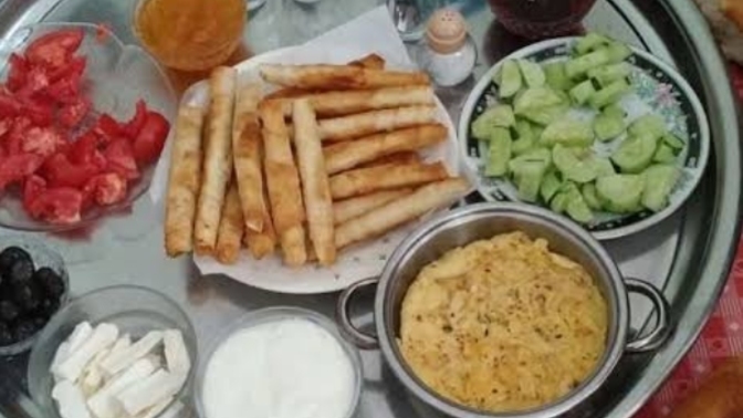 İftar ya da  sahuru masada mı yoksa yer sofrasında mı yapmak size daha çok keyif verir?