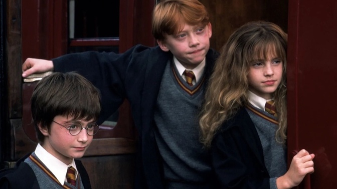Harry Potter 7 sezonluk bir dizi oluyor! Sizce iyi bir yapım olur mu, izleyecek misiniz?