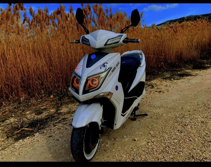 Paris'te elektrikli scooterların kullanımı yasaklandı. Sizce her yerde yasaklanmalı mı?