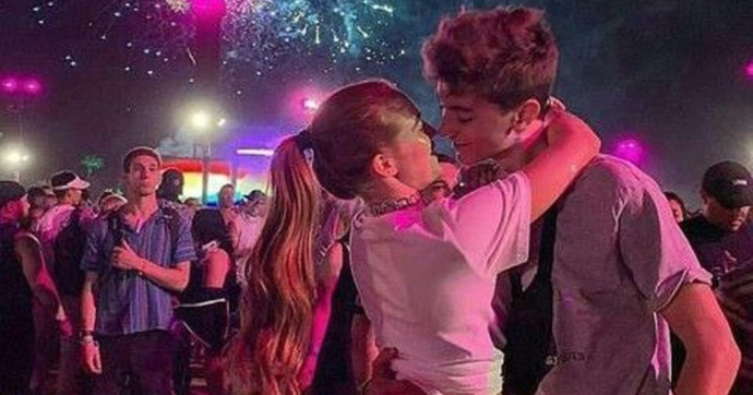 Sevgilinle ilk kez konsere gidecek olsan kimin konserine gitmek isterdin?
