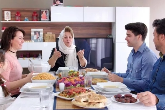 Ramazanda İftar terbiyesi nasıl olmalı?