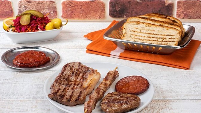 İftara misafir için ana yemek köfte mi yoksa et mi olmalı?