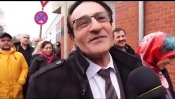 Düzenini bozmak istemeyen Almancıların oyumuz Rteye sözleri gündem oldu sizce gurbetçiler oy verebilmeli mi düşünceleriniz?