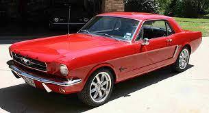 Sizce Dodge Challenger mi yoksa Ford Mustang mı?