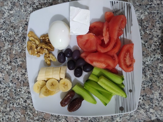 Sahur yemeğim için bu çok mu? Çok mu yiyorum yoksa sağlıklı mı besleniyorum?