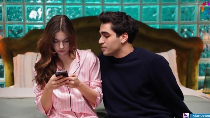 Kız arkadaşınızın telefonuna, mesajlarına bakmak toksik ilişkiye mi girer?