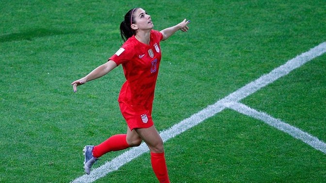 Babam futbol oynadığım için benden nefret ediyor ama ben futbolu bırakmak istemiyorum. Ne yapmalıyım?