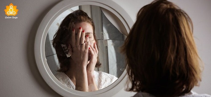 Regl döneminde aynaya baktığınızda bakımsızlık hissi oluyor mu?