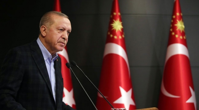 Cumhurbaşkanından 3 sürpriz! Emeklilere verilen bayram ikramiyesi öğrenciler içinde mi verilecek?