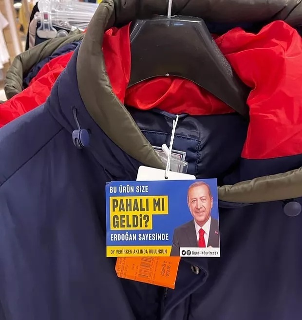 Marketteki ürünlere Erdoğan sayesinde çıkartması yapıştıran Mahire gözaltı kararı! Seçim öncesi oylara etkisi ne yönde olur?