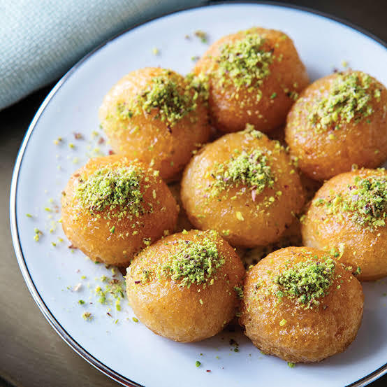 Davet edildiğiniz yerde tatlı ikramını geri çevirir misiniz?