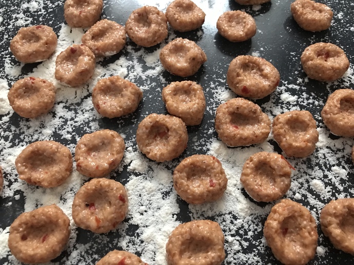 İftara fellah köftesi yapıyorum. Sizde neler var iftar için?