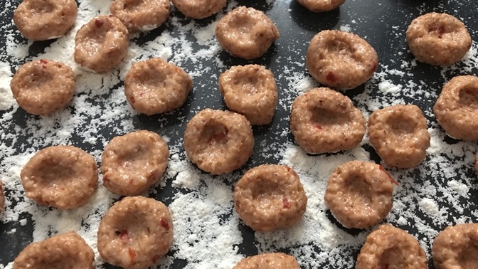 İftara fellah köftesi yapıyorum. Sizde neler var iftar için?