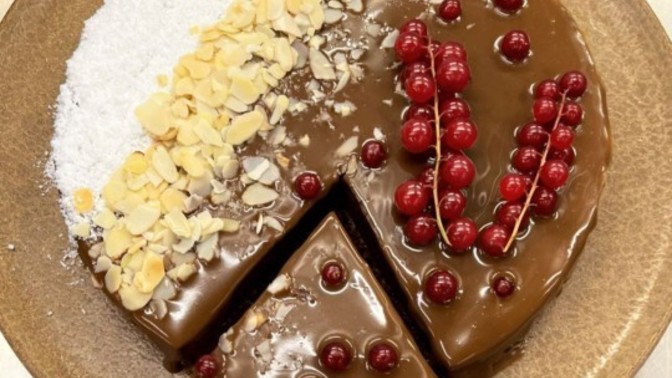 Vegan cheesecake yaptım, nasıl gözüküyor sizce?