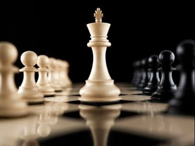 Aniden ortaya çıkan önemli bir akraban olsan kendine hayata dair ne tavsiye verirdin?