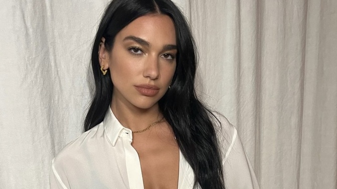 Dua Lipa kürt mü?