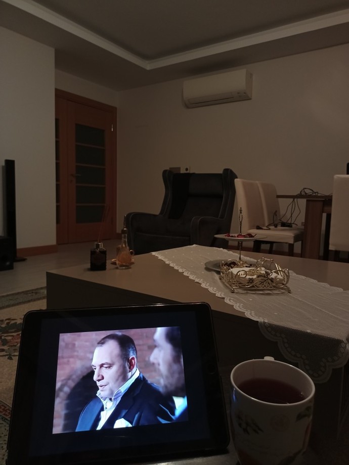 Dizi, film önerisinde bulunabilir misiniz KS üyeleri?