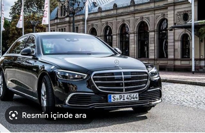 Sizce hangi araba daha çekici ?